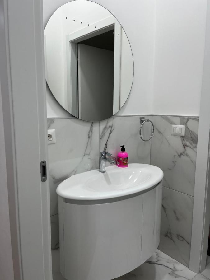 Appartamento Interno Via Garibaldi Turín Exteriér fotografie